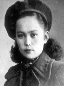 Доспанова Хиуаз (1922 — 2008)