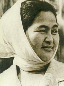 Доненбаева Камшат (1937 г.)